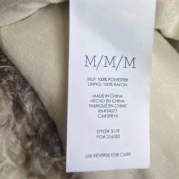 Cabi Aspen Faux Fur Vest Size Medium - Picture 14 of 16